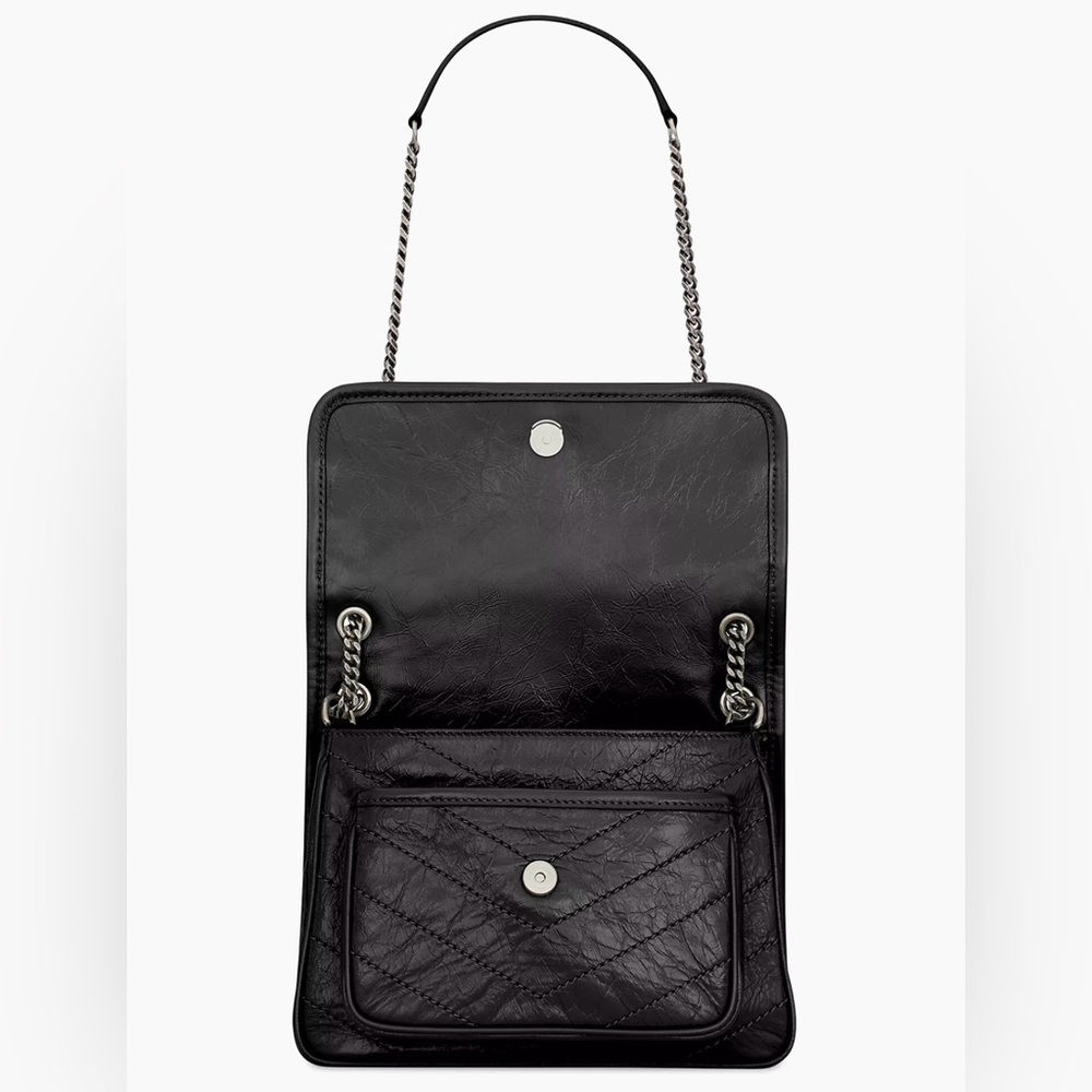 Saint Laurent
Niki Baby in Vintage Leather - Picture 4 of 16